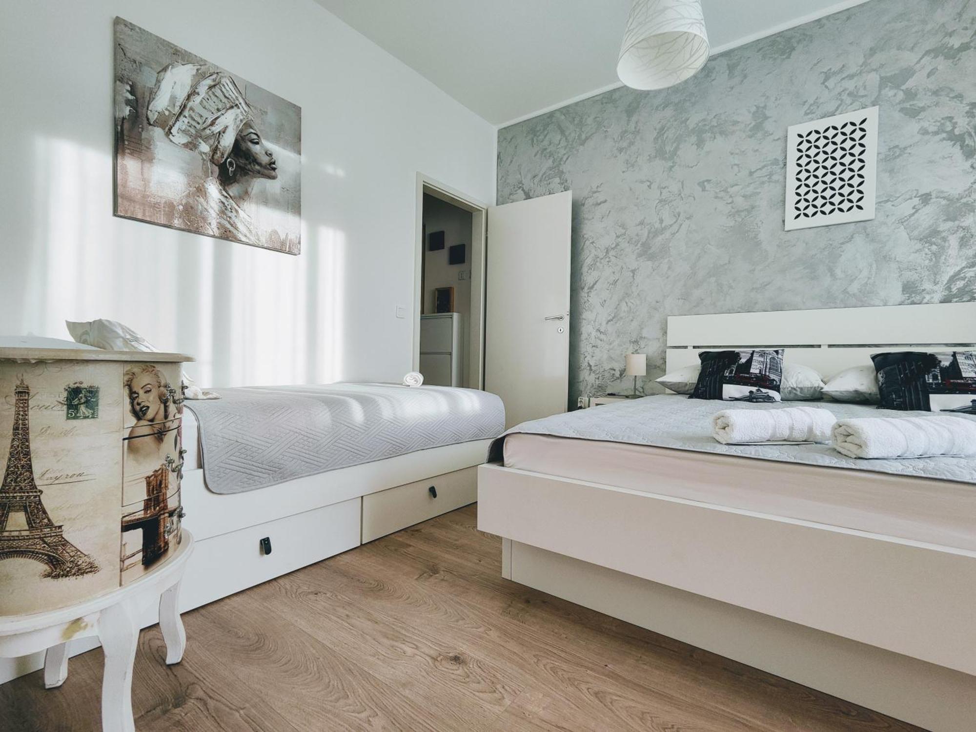 Sea & Sun Apartments Tučepi Pokój zdjęcie